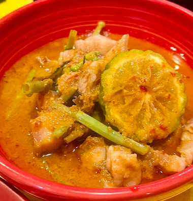 Ugly Baby signature dishes Kao Tod Nam Klook
Kang Kua Supparod
Gao Lao Nuer Toon